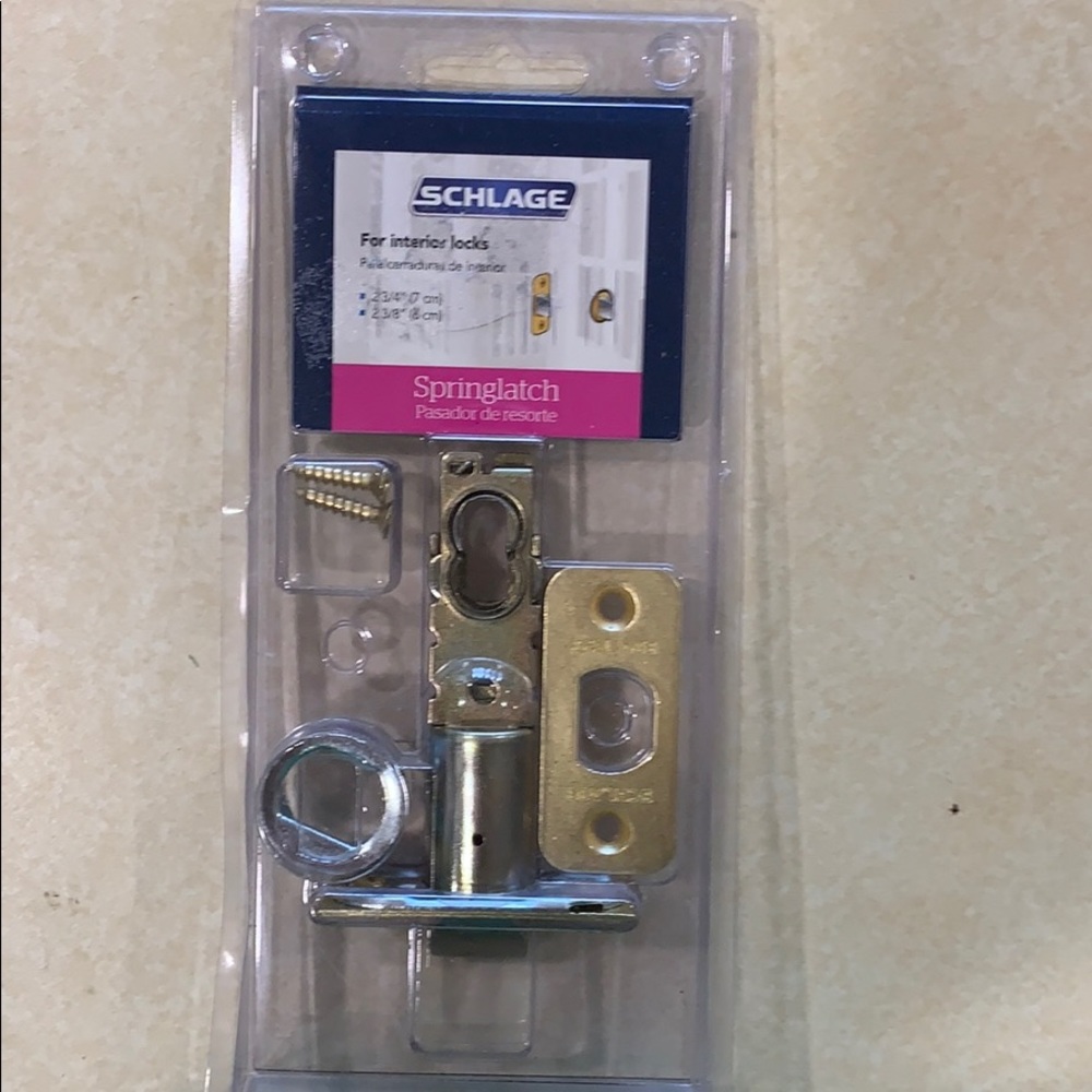 Springlatch interior lock
